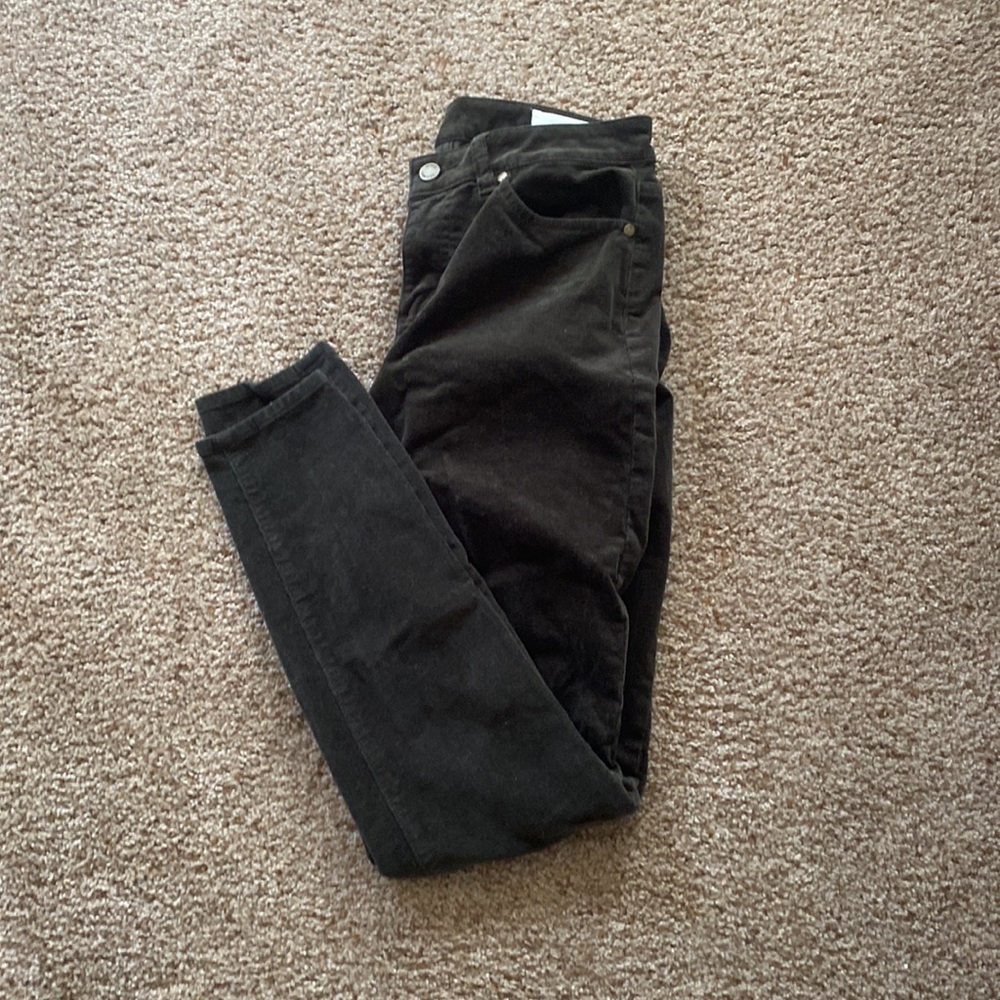 Vince Camuto Washed Stretch Cotton Corduroy Skinny Pants. Rich olive, 27/4